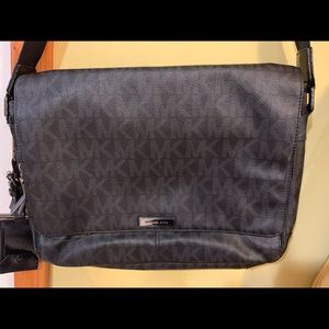 Men’s MK Messenger Bag